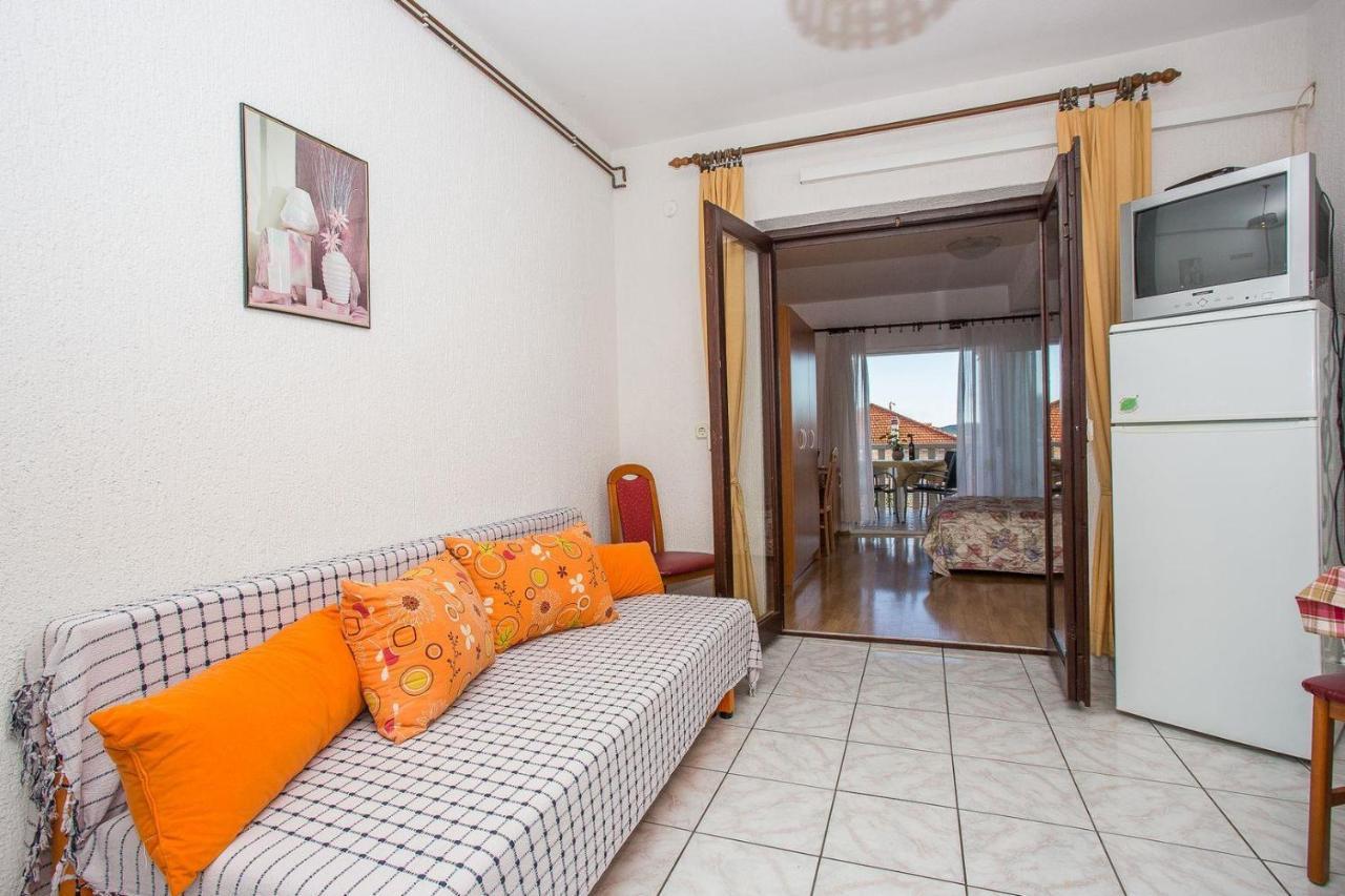 Apartments Mira On The Peljesac Peninsula Оребич Экстерьер фото